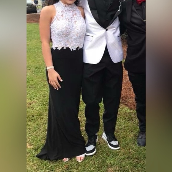 High neck prom dress open back - Picture 5 of 5